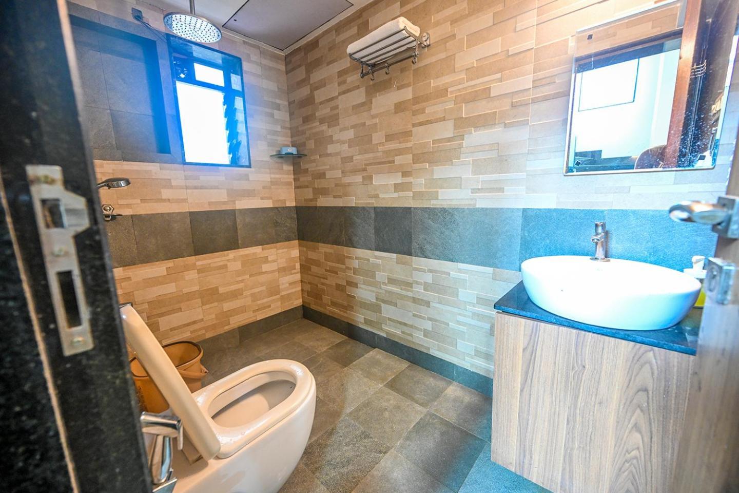 Malama Stay Ruturang Villa 4Bhk, ロナバラ エクステリア 写真