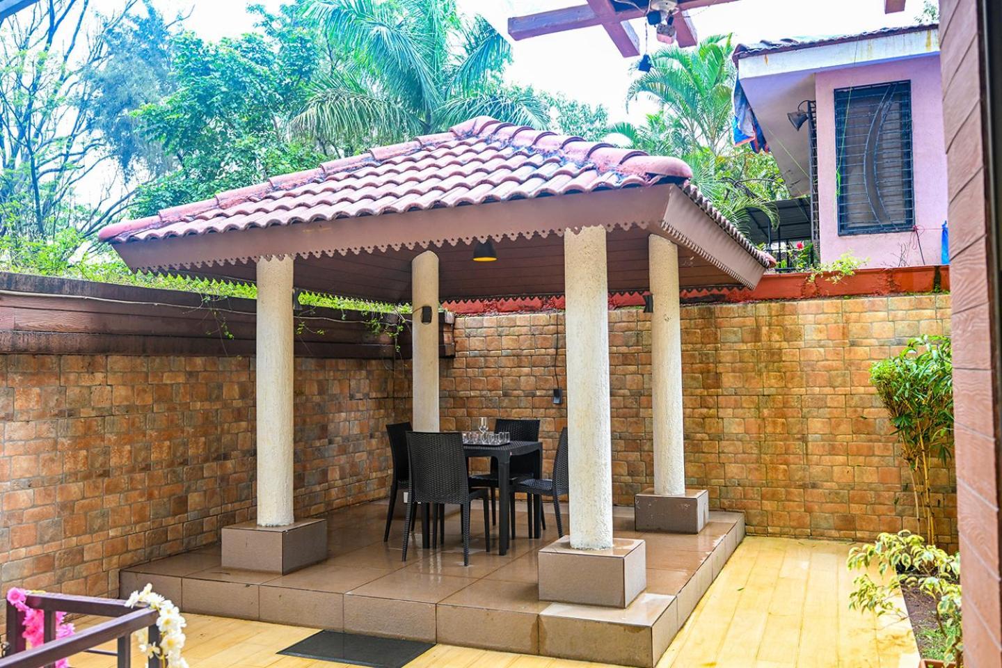 Malama Stay Ruturang Villa 4Bhk, ロナバラ エクステリア 写真