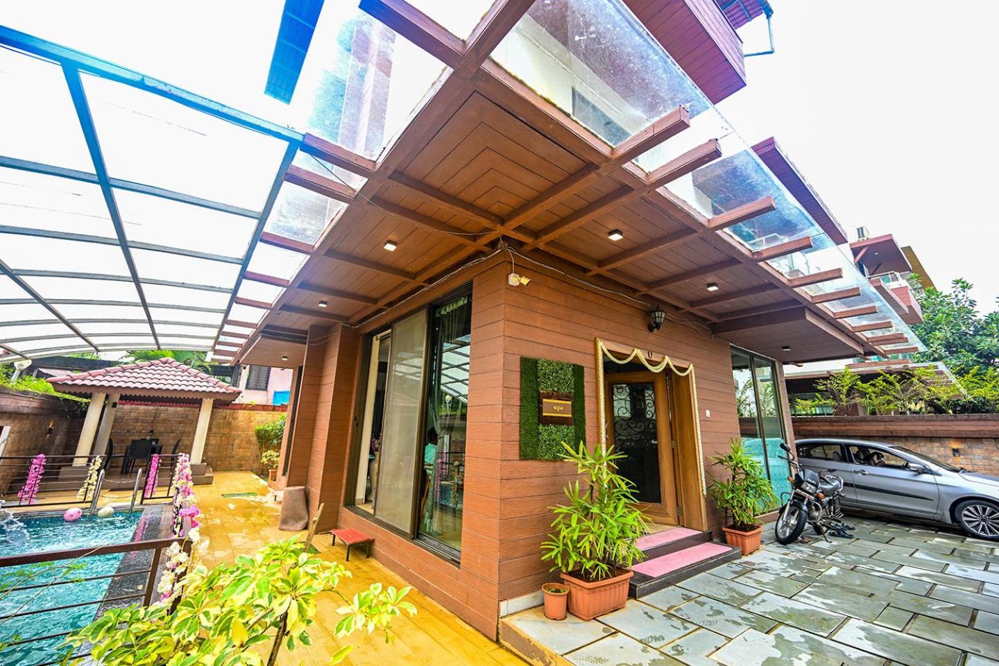 Malama Stay Ruturang Villa 4Bhk, ロナバラ エクステリア 写真